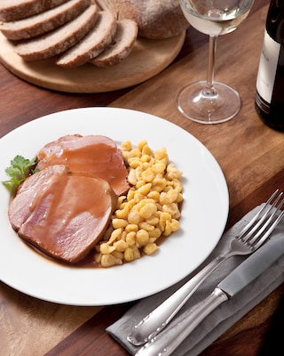 Produktabbildung 1 für Rahmbraten mit Soße