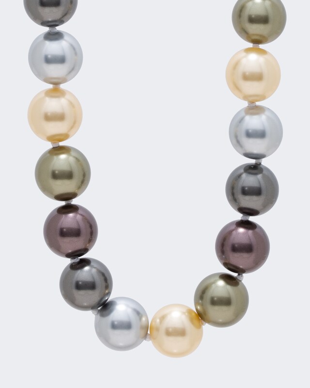 Collier aus Muschelkernperlen 12 mm