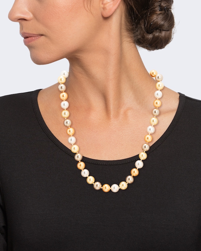 Collier aus Muschelkernperlen 11 mm