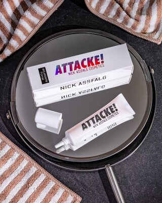100% ATTACKE! Serum gegen Falten
