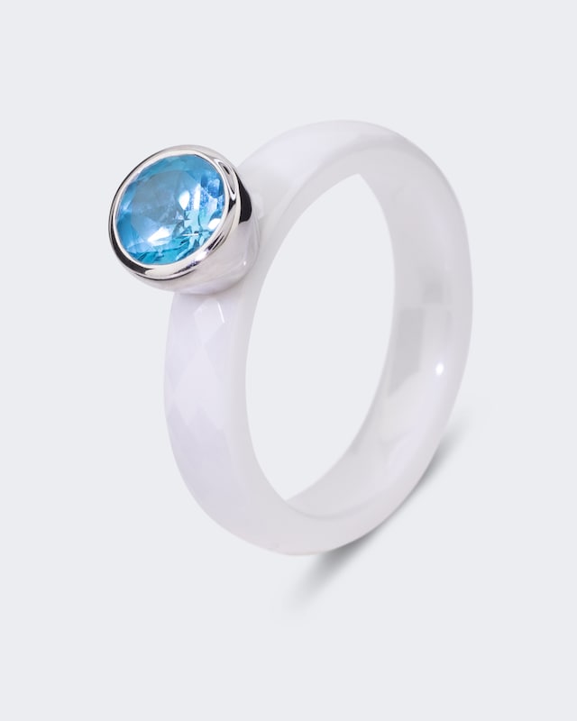 Keramik-Ring mit Edelstein