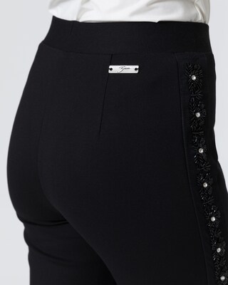 Schlupfhose mit Dekosteinen