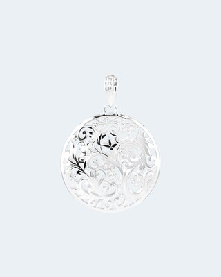 Anhänger mit Ornamenten