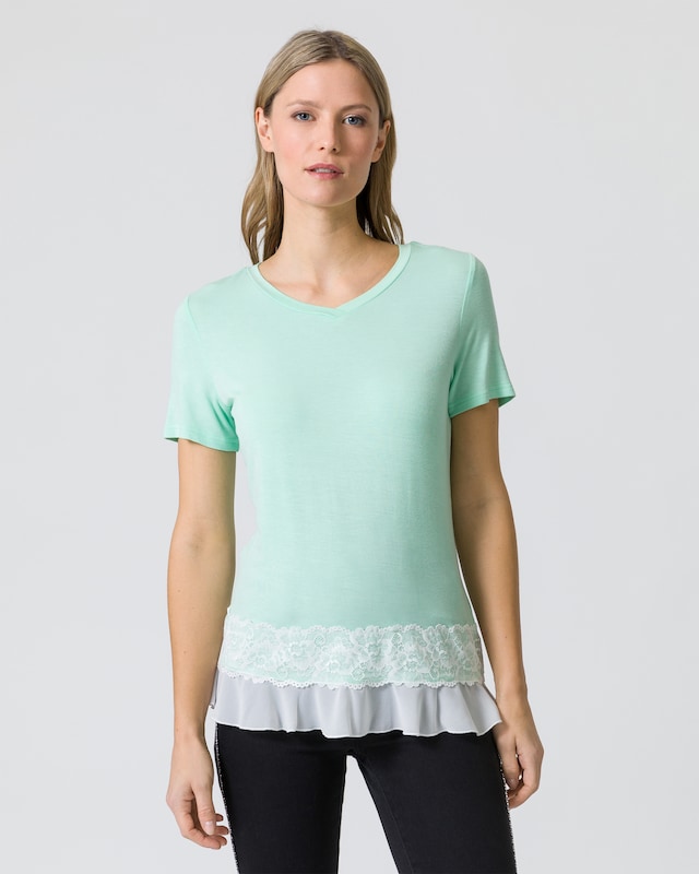 Shirt mit Saumverzierung