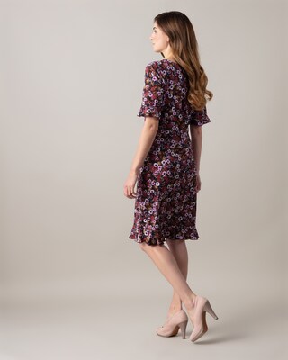 Etuikleid mit Volant & Blumendesign