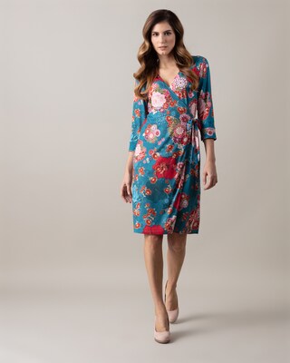 Wickelkleid mit Blütenmuster