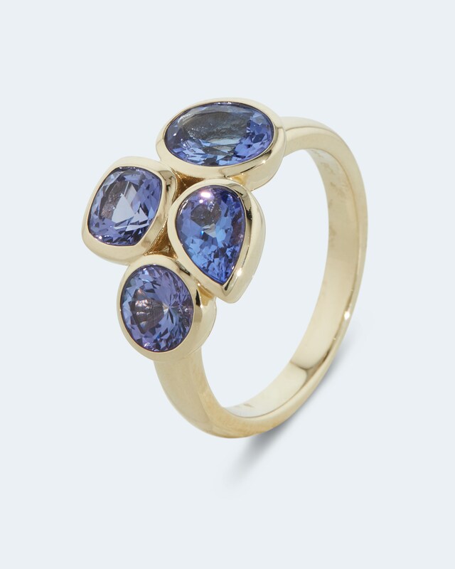 Goldring mit Tansanit
