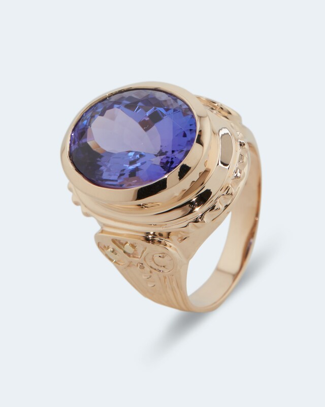 Ring mit Tansanit AAA+