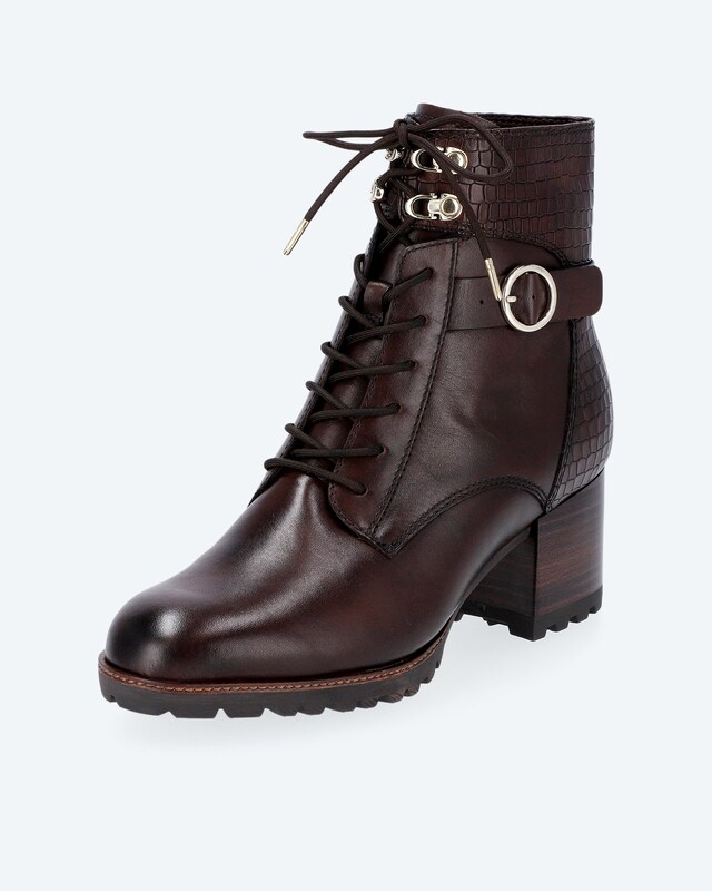 Stiefelette mit Zierriemen