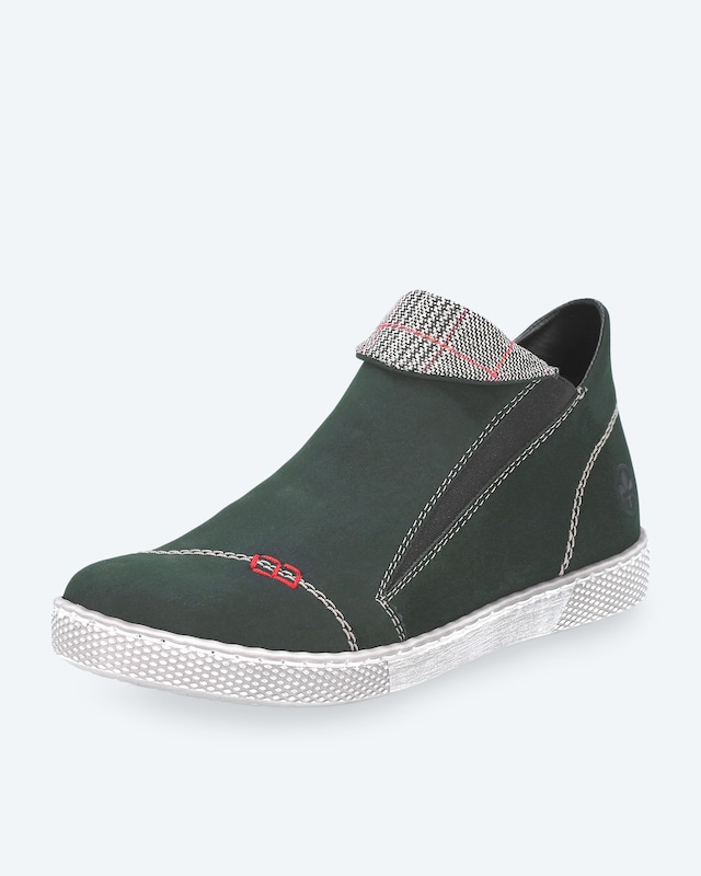 Boot mit Ziernähten