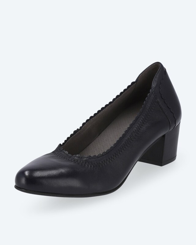 Pumps mit Wellenmuster