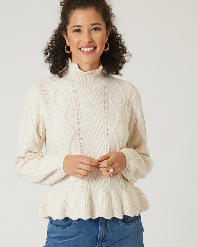 Couture Pullover mit Zopfstrickmuster