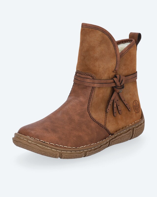 Boot mit Dekoschnüren
