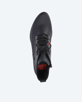 Stiefelette in spitzer Form