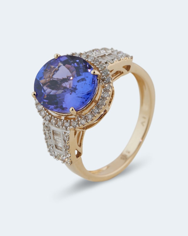 Ring mit Tansanit AAAA und Brillant