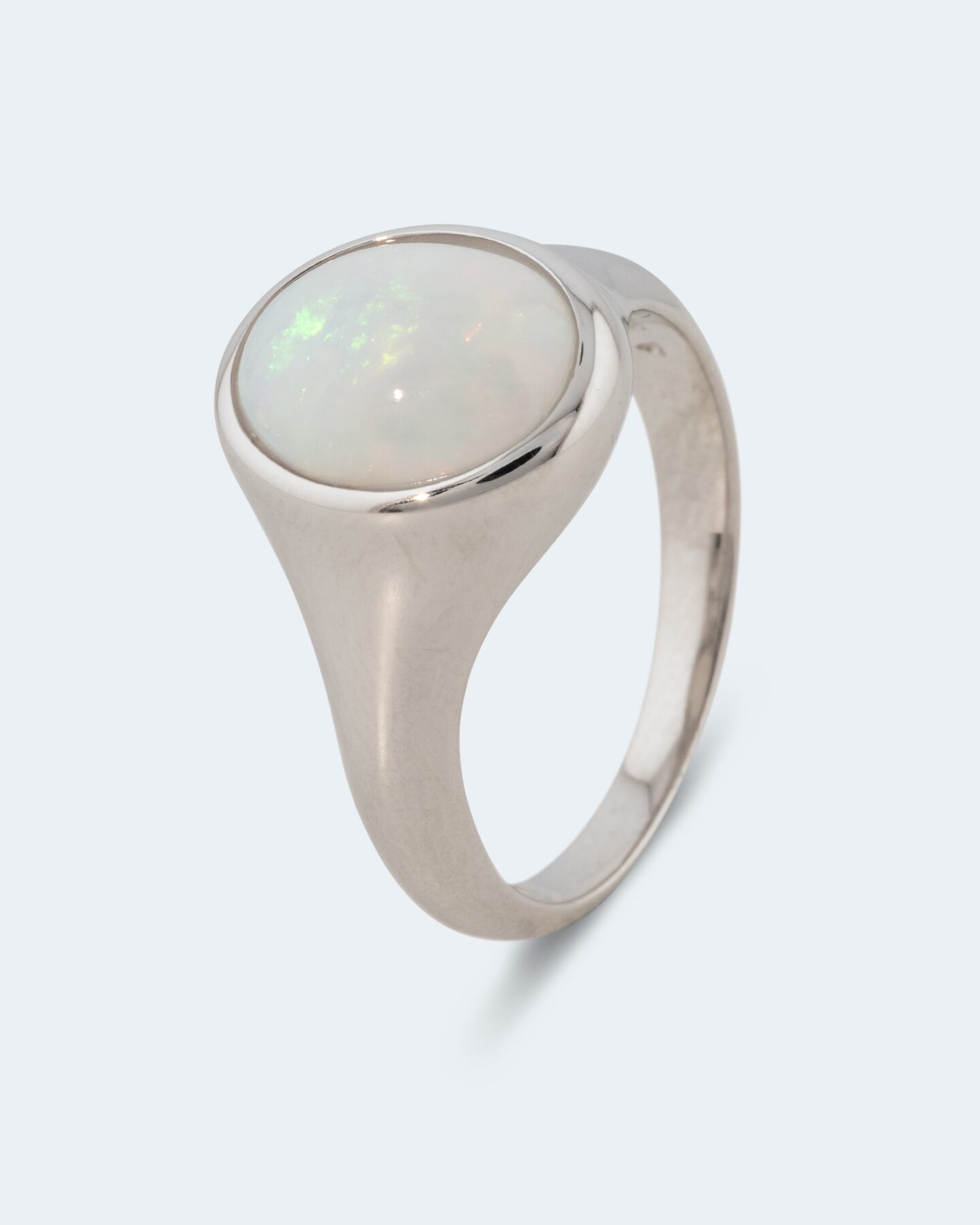 Produktabbildung für Ring mit weißem Opal