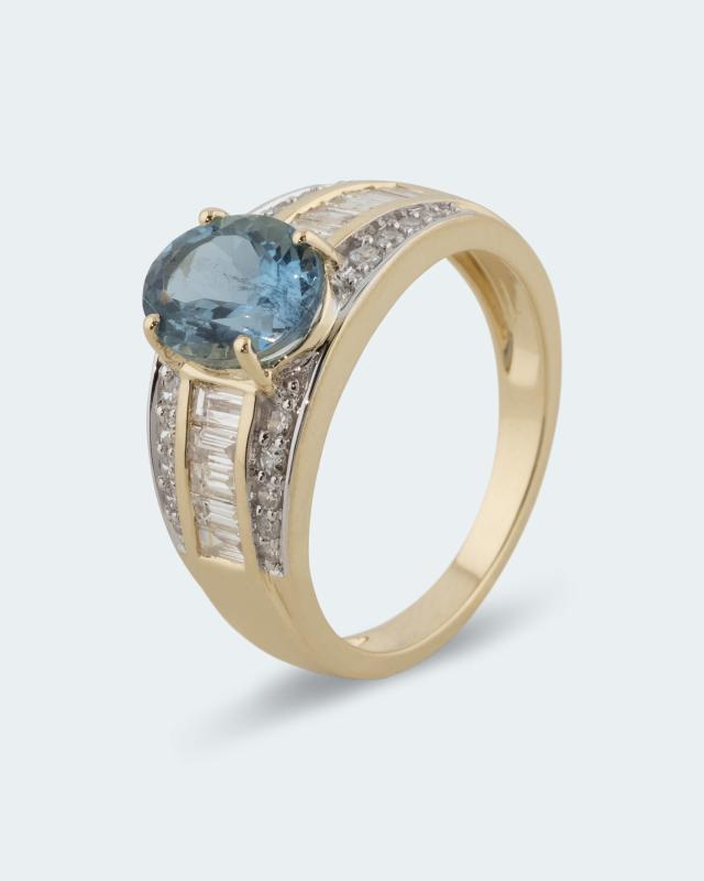 Produktabbildung für Ring mit Aquamarin & Diamanten