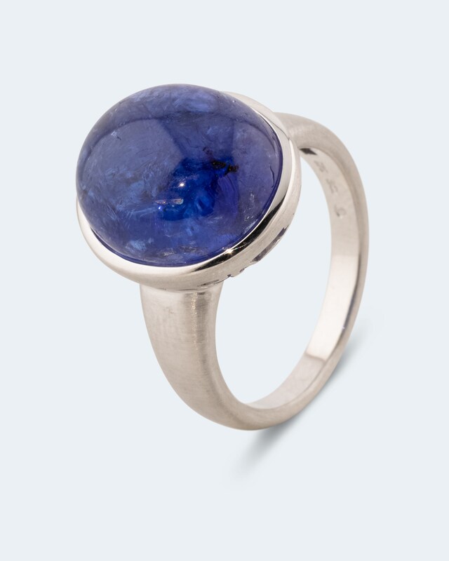 Goldring mit Tansanit