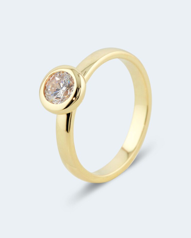 Ring mit Zirkonia