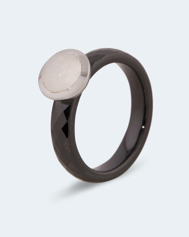 Produktabbildung für Keramik-Ring mit Edelstein