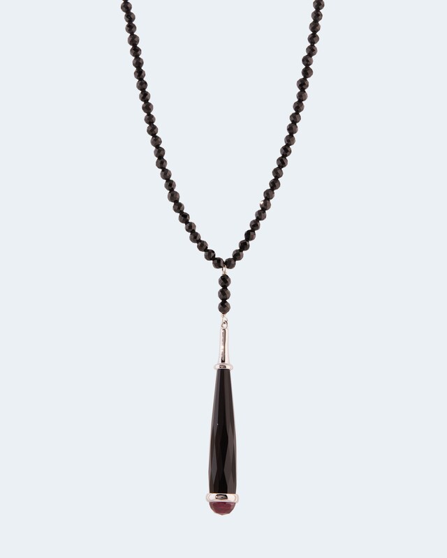 Collier aus Spinell mit Anhänger
