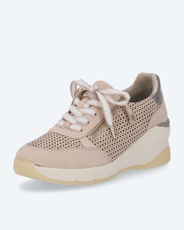 Sneaker mit Lochmuster