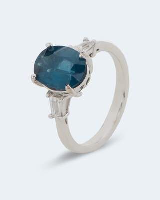 Ring mit Indigo Kyanit und Zirkon