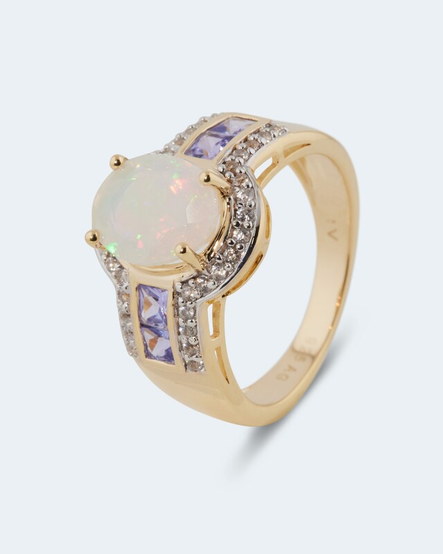 Ring mit äthiopischem Opal