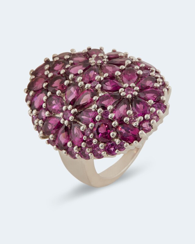 Ring mit Rhodolithen