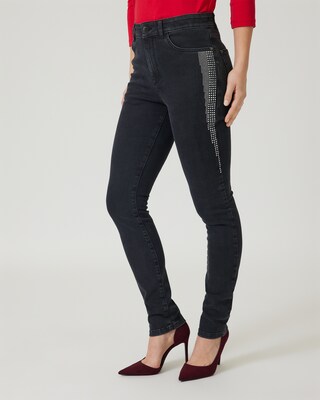 Jeanshose mit Verzierung