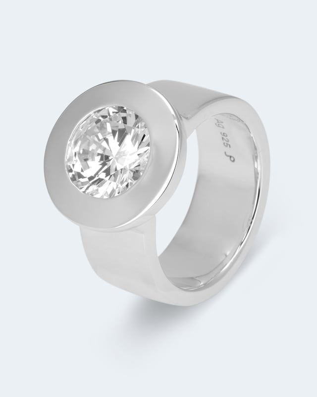 Ring mit Zirkonia