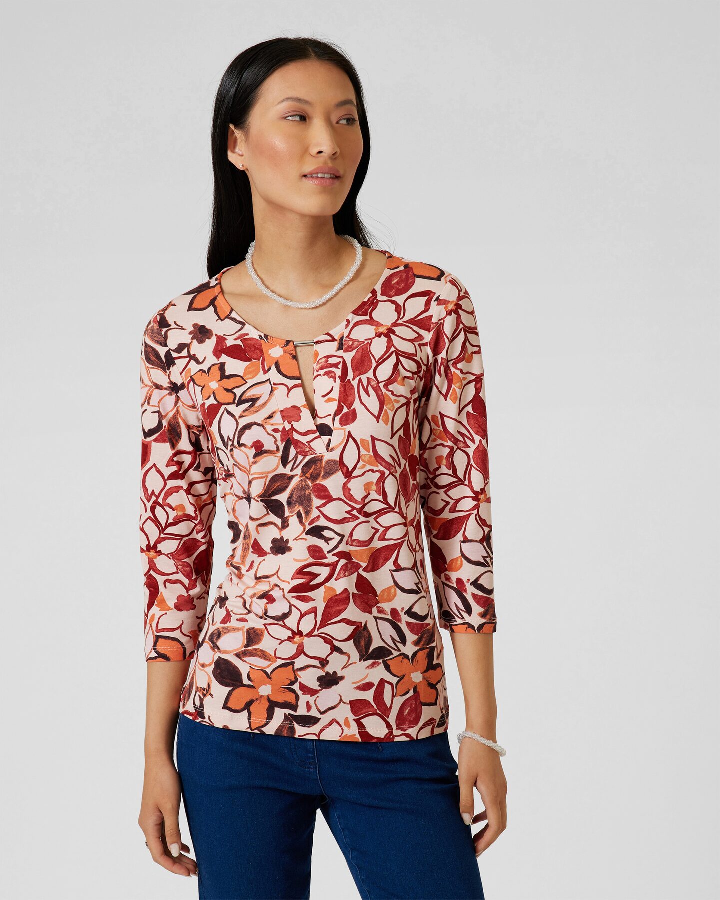 Produktabbildung für Shirt mit Blumen- und Blätterdruck