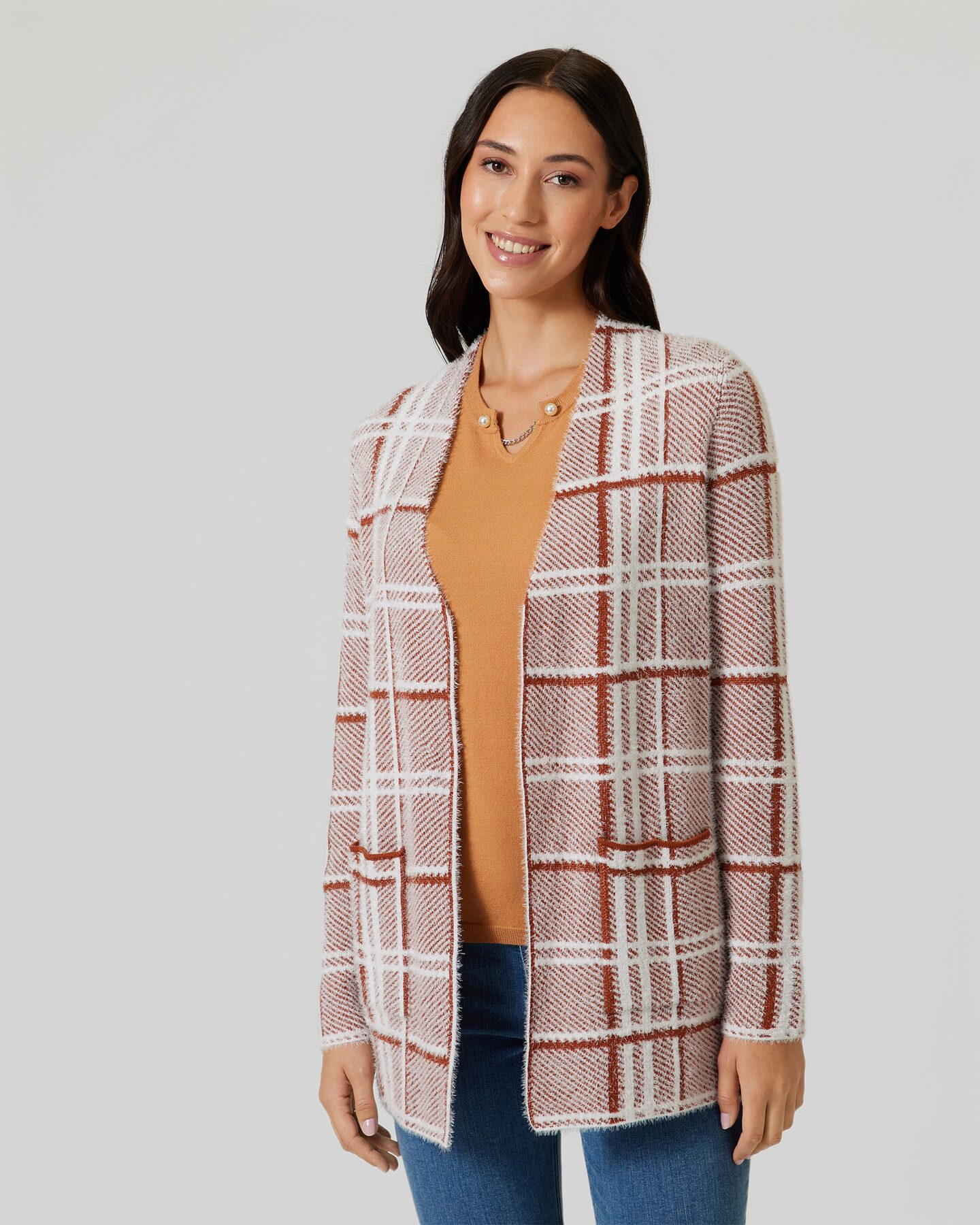 Produktabbildung für Strick-Longcardigan im Karo-Design