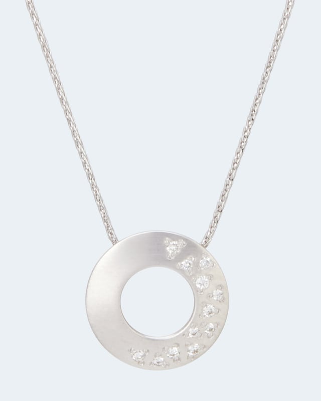 Kette mit Brillant-Anhänger und 0,08 Karat