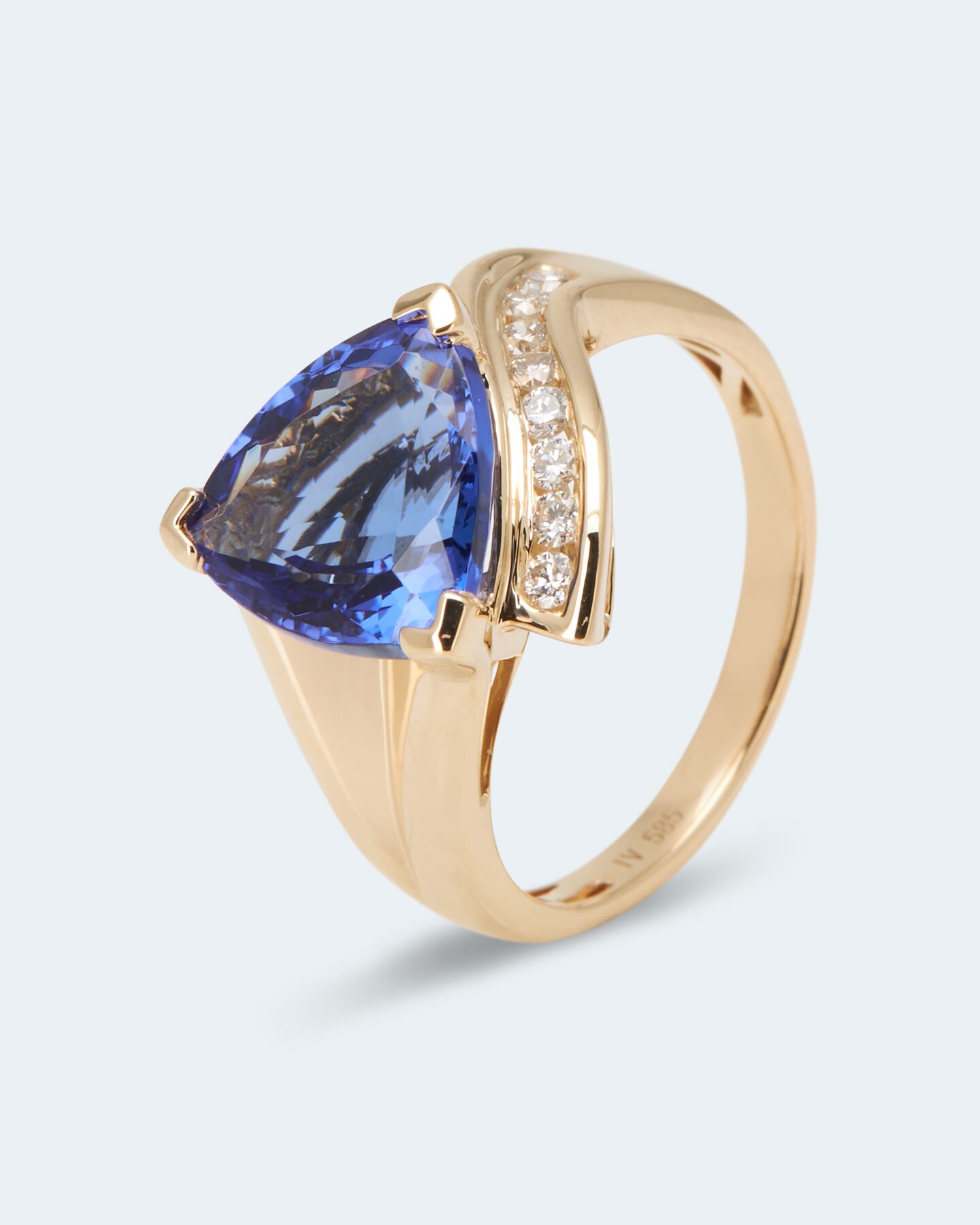 Produktabbildung für Ring mit Tansanit AAAA+ & Brillanten