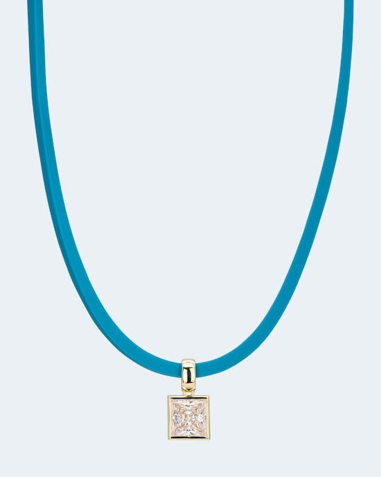 Produktabbildung für Kautschukcollier mit Zirkoniaanhänger