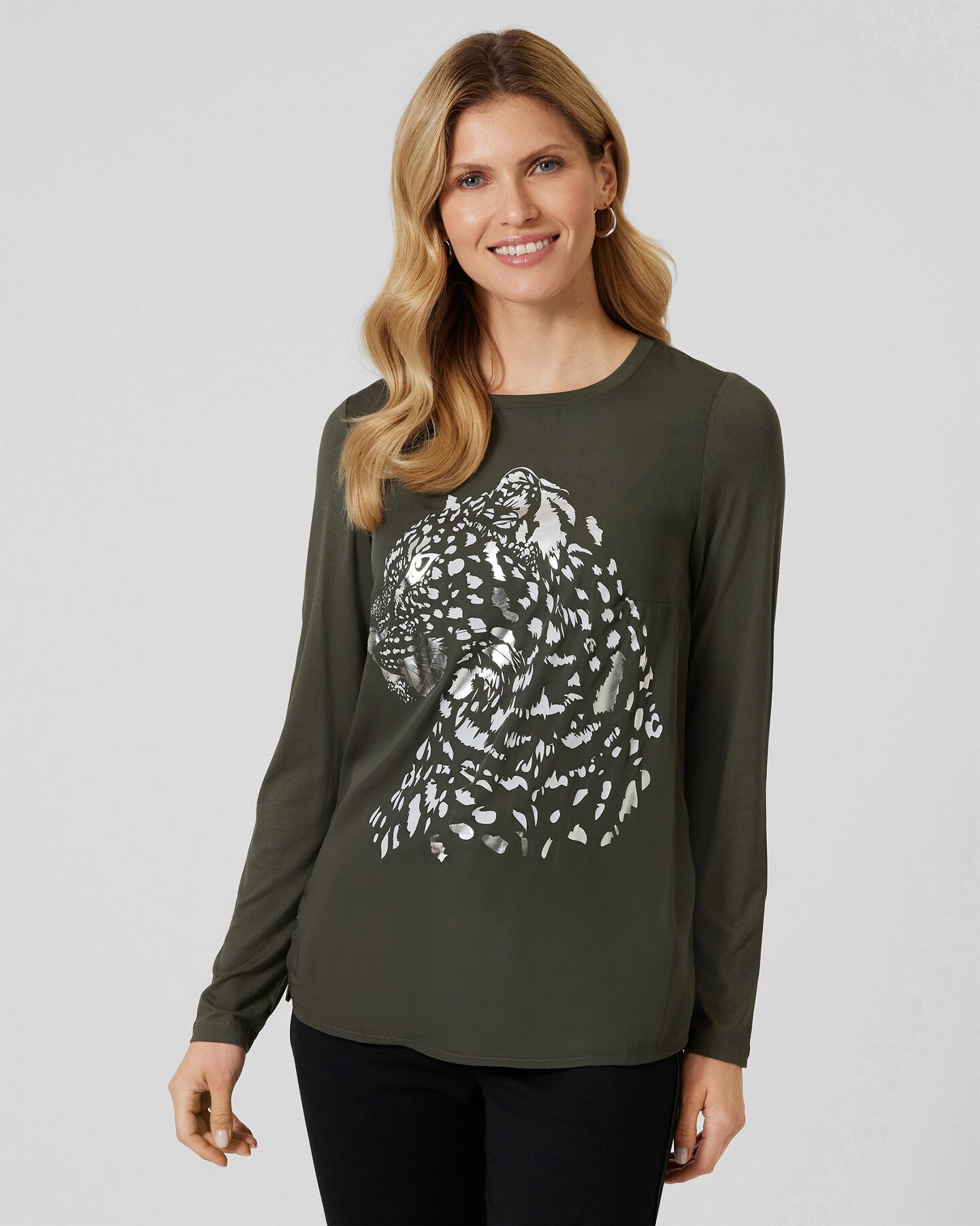 Produktabbildung für Shirt "Leo"