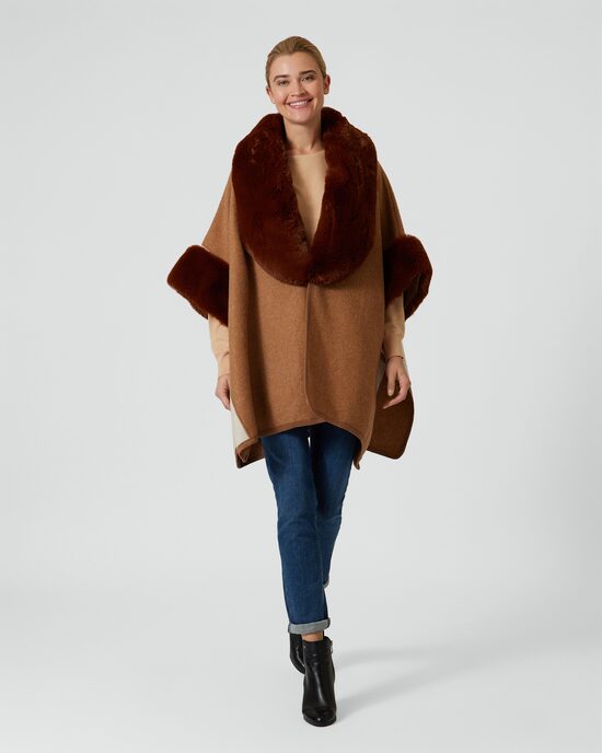 Produktabbildung für Poncho mit Webpelzkragen