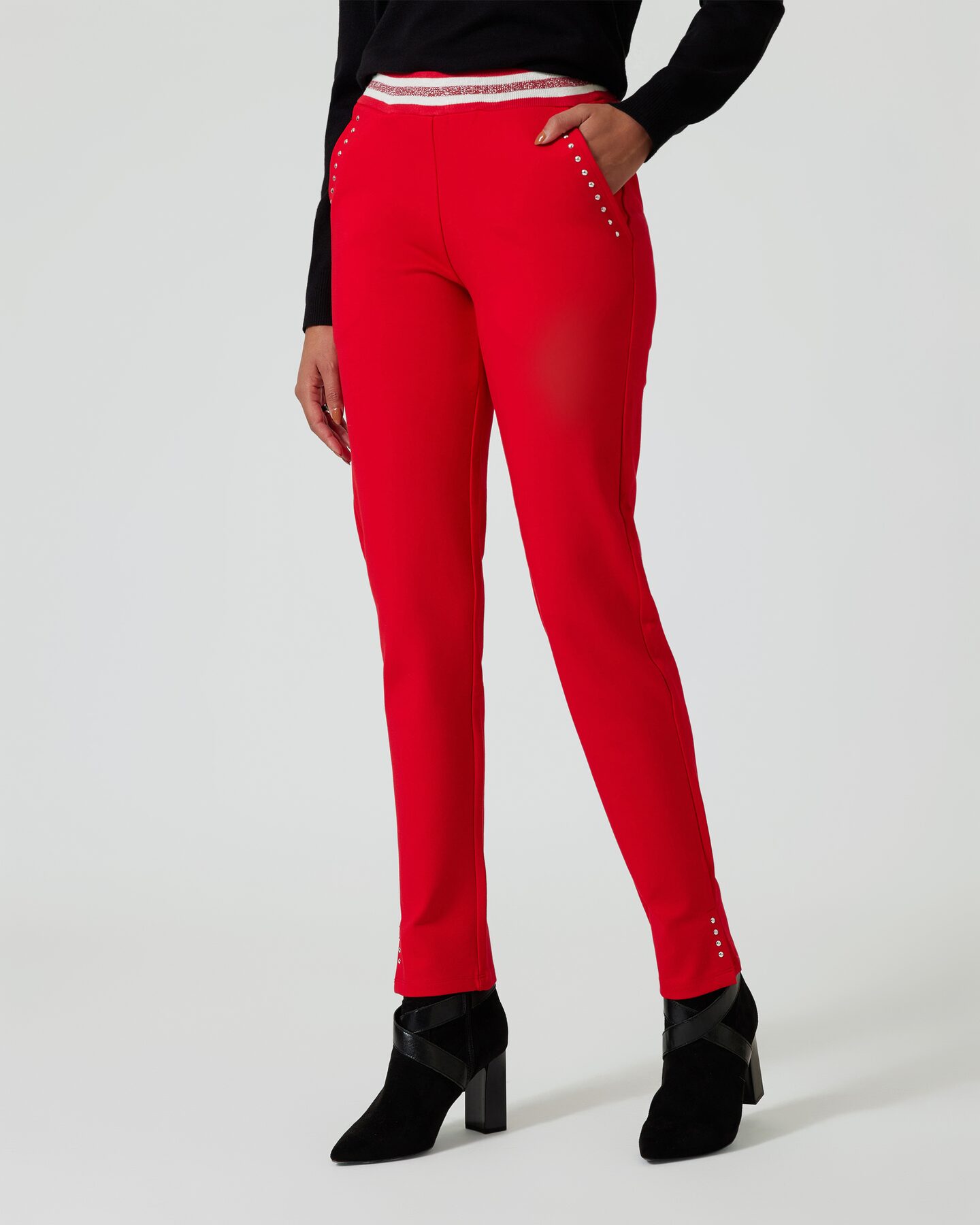 Produktabbildung für Jumperhose mit Glanzgarnbund & Nieten
