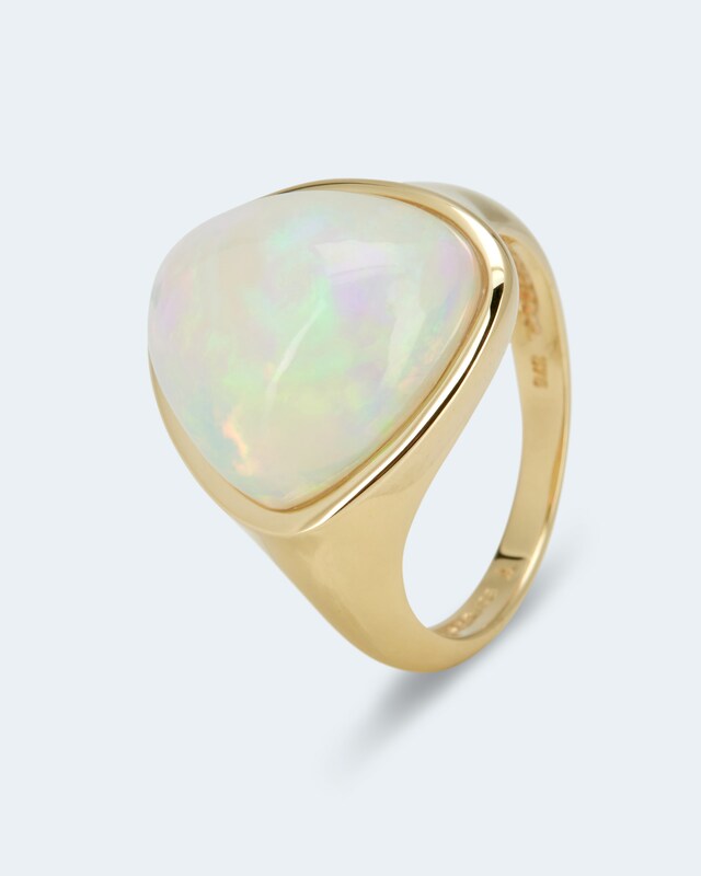 Ring mit Kristallopal