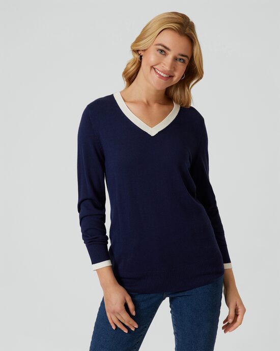 Produktabbildung für Pullover mit V-Ausschnitt