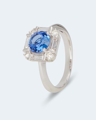 Ring mit Saphir und Brillant