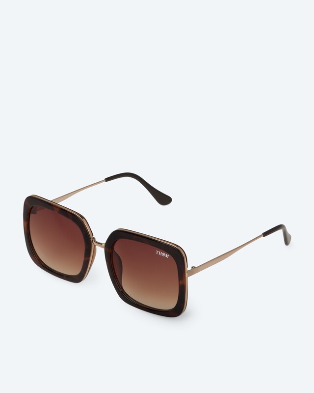 Sonnenbrille mit Kunststoffrahmen