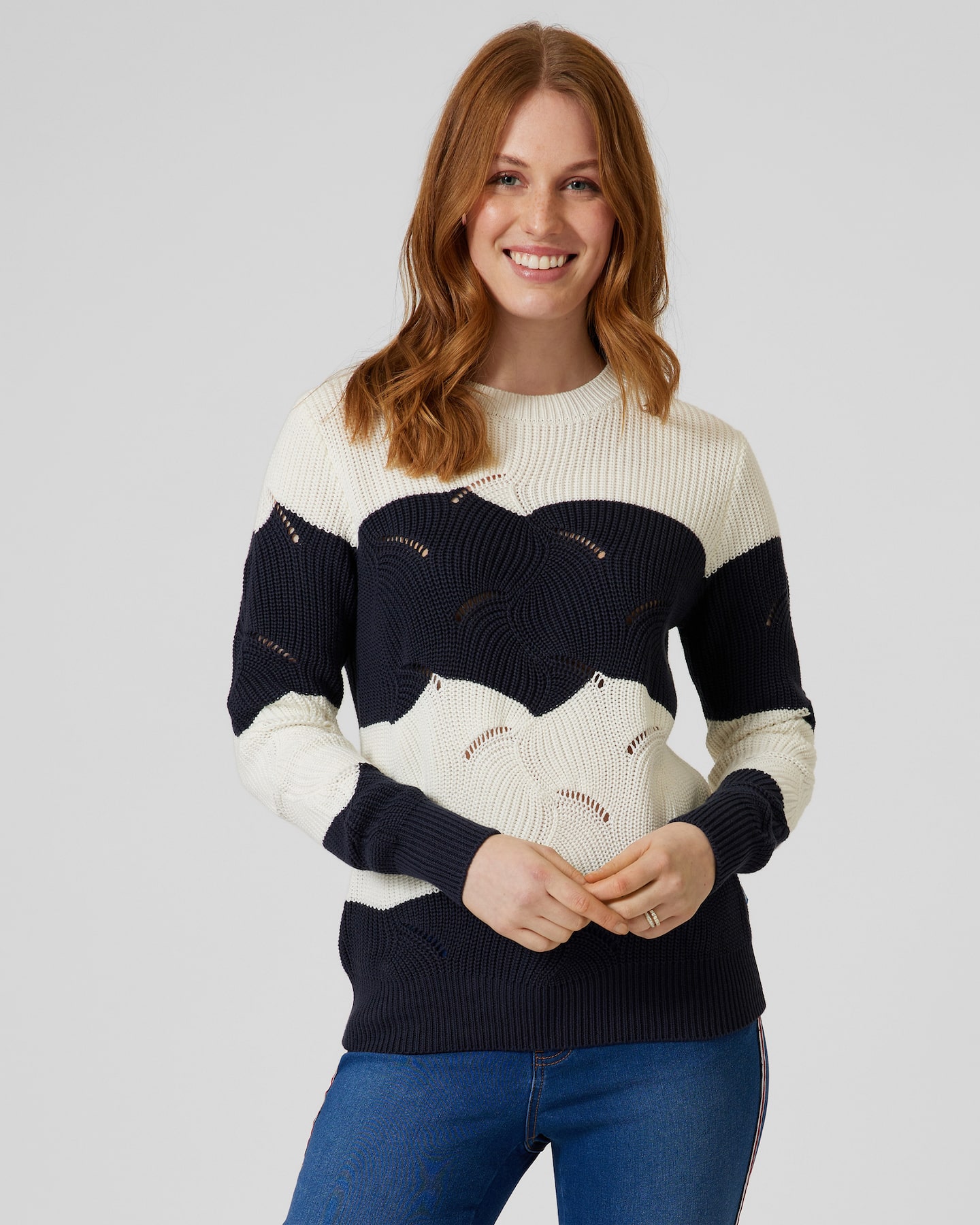 Produktabbildung für Zopfstrick-Pullover im Streifendesign