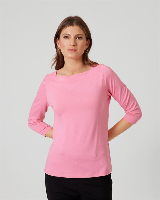 Shirt mit U-Boot-Ausschnitt