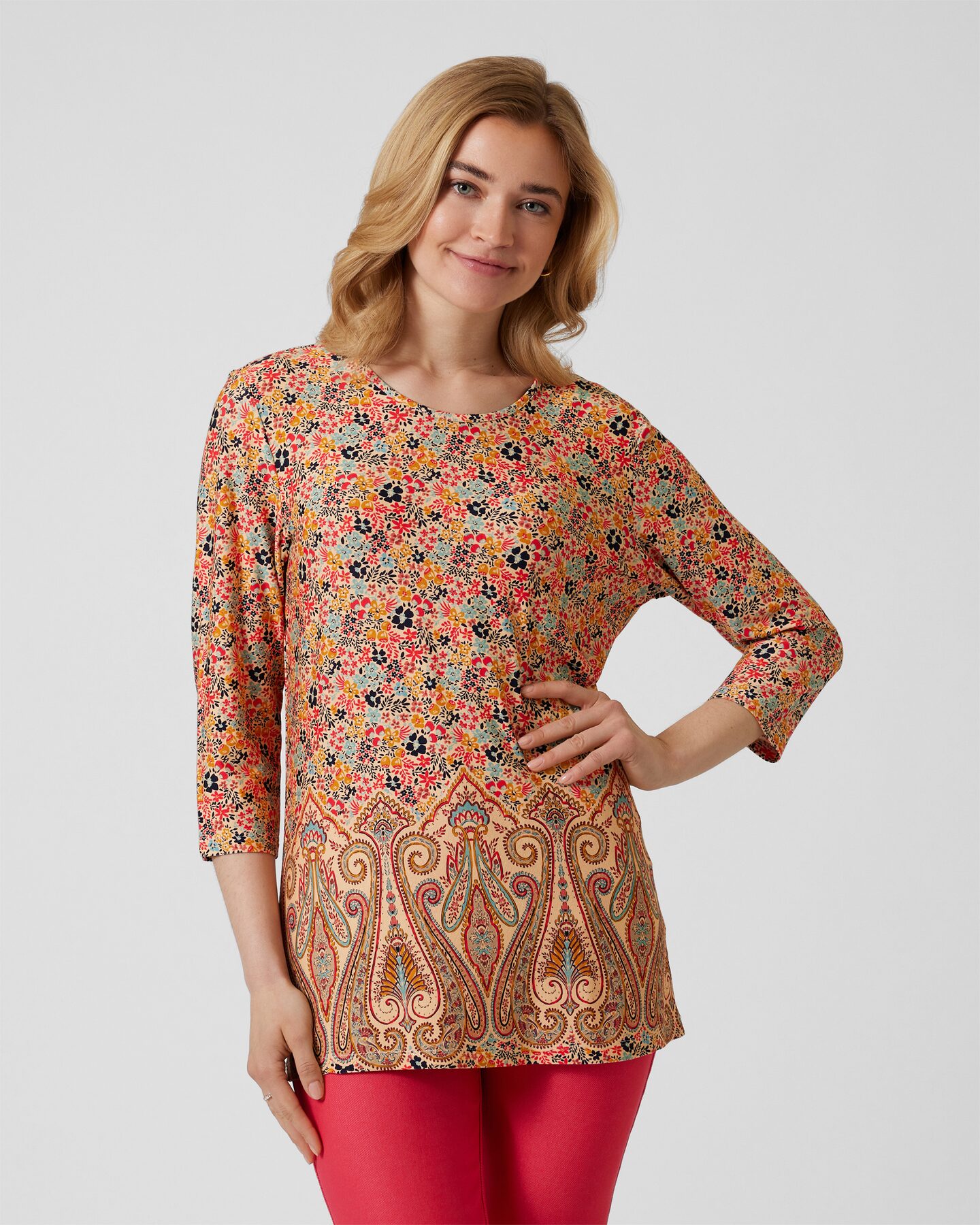 Produktabbildung für Midi-Shirt mit Paisley-Saum