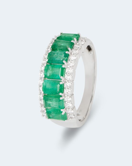 Produktabbildung für Ring mit Smaragd und Brillant