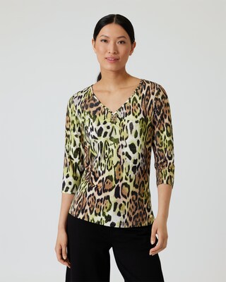 Shirt mit Brosche