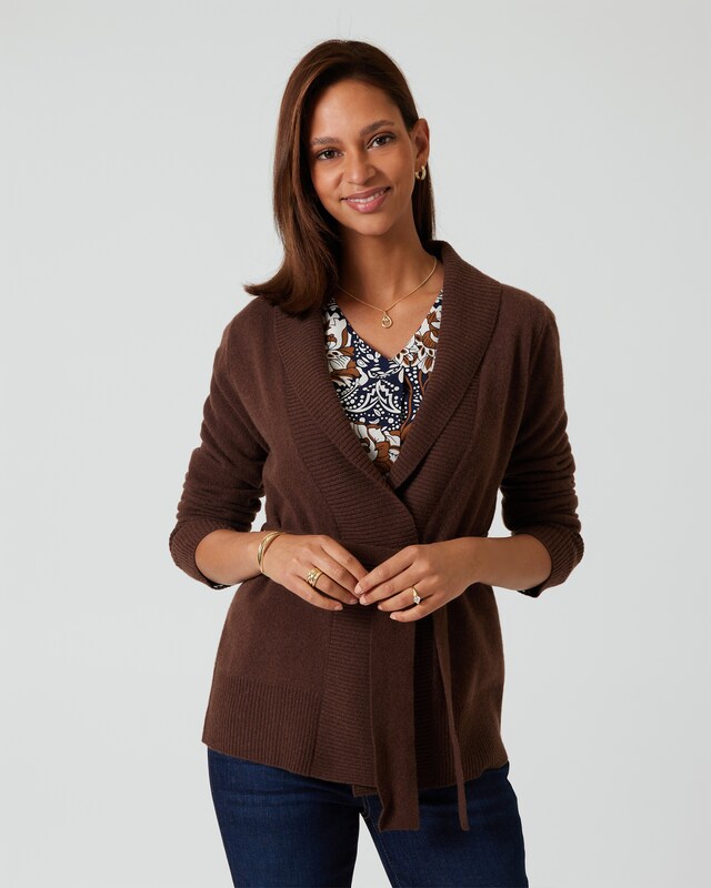 Strickjacke mit Gürtel