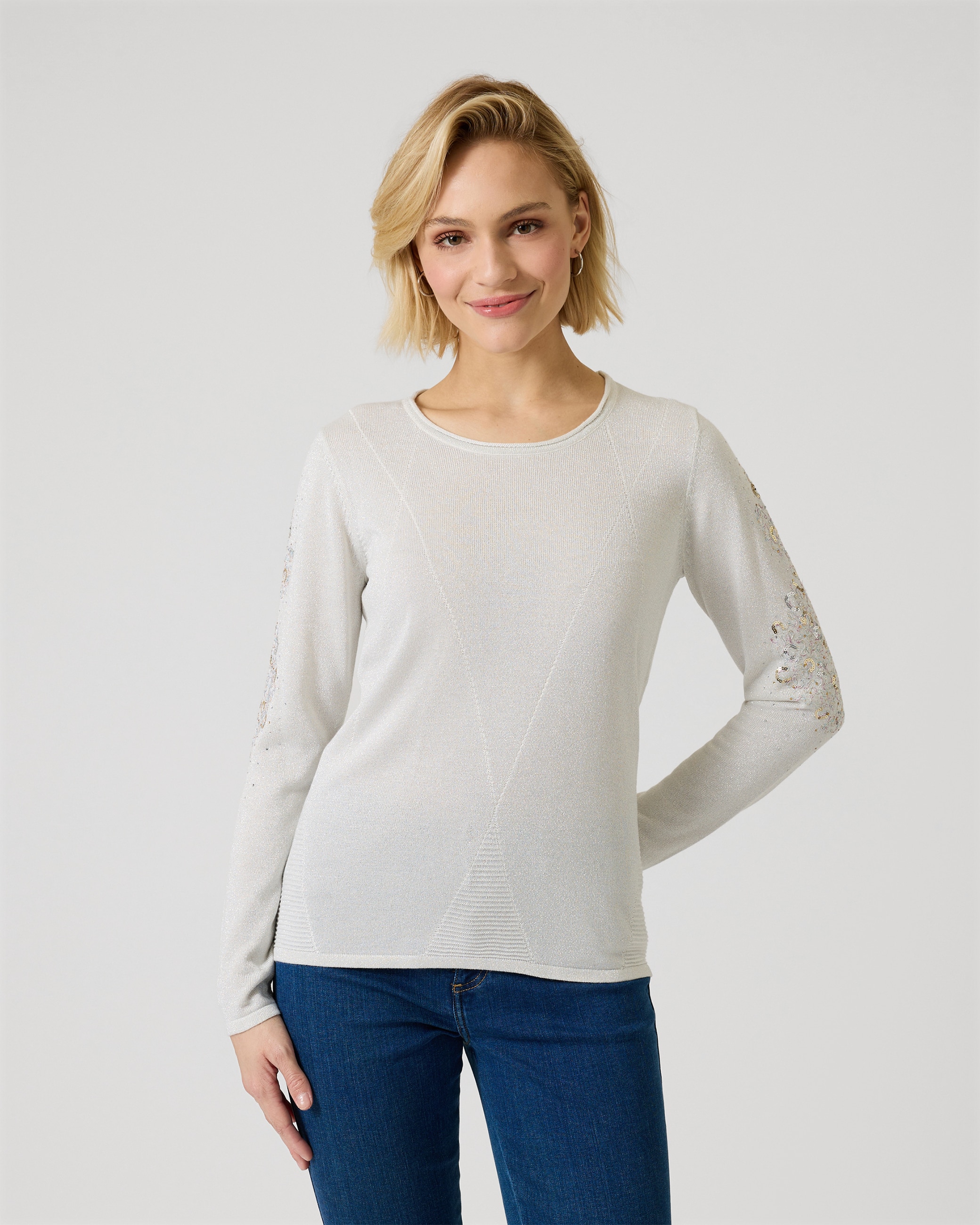 Produktabbildung für Glow Pullover mit Stickerei